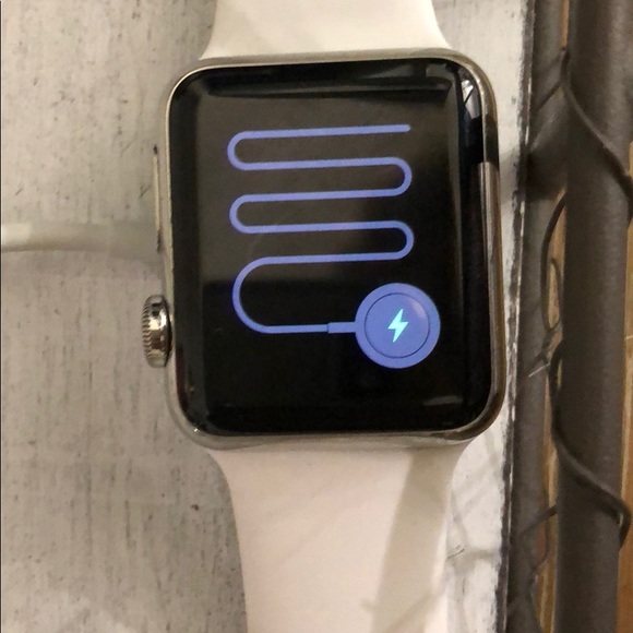 Apple Watch - 1st Gen - 38mm Sport | Product Red - Picture 1 of 4